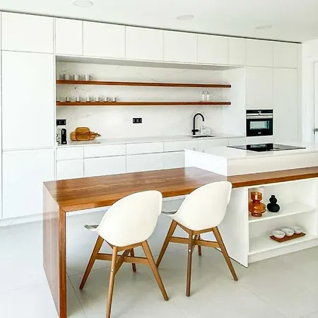 Lea Luxury Golf House Ferienhaus