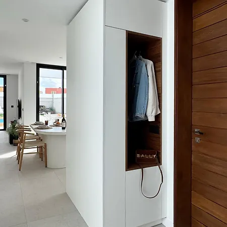 Lea Luxury Golf House Ferienhaus *